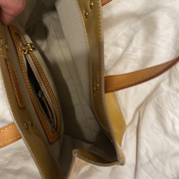 Louis Vuitton Bag Reade Monogram Vernis Pm Yellow/Gold Patent Leather Tote Small - Picture 13 of 13